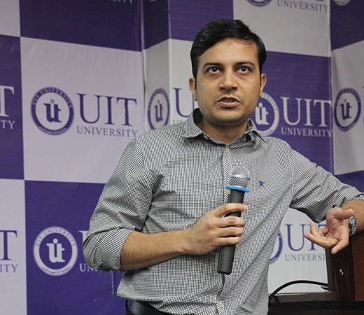 Visit-by-D'Rajus-Image-Ten